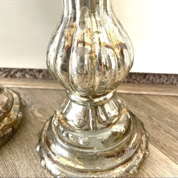 Two silver vintage style candlesticks - Picture 3 of 16